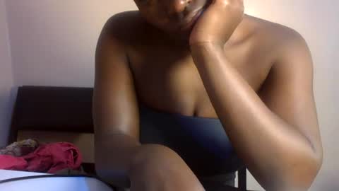 Snapshot of midnightt_curves chatting on 07/01/26, 04:40 midnightt_curves online show from 07/01/26, 04:40
