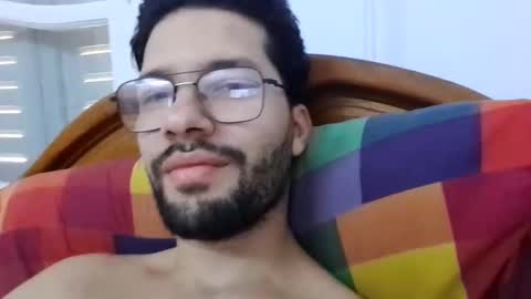 Snapshot of midoumas1 chatting on 12/14/24, 03:04 Sam online show from 12/14/24, 03:04