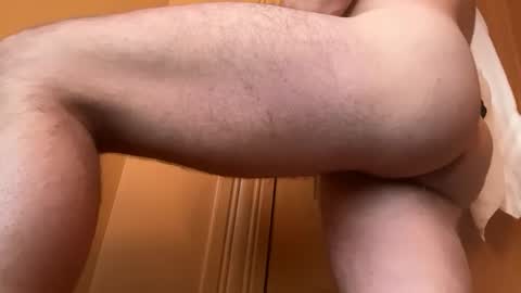 Snapshot of midwestassassin chatting on 12/15/25, 04:44 midwestassassin online show from 12/15/25, 04:44