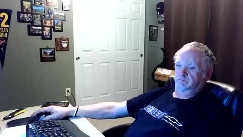 midwestdad09 online show from 03/23/26, 09:46