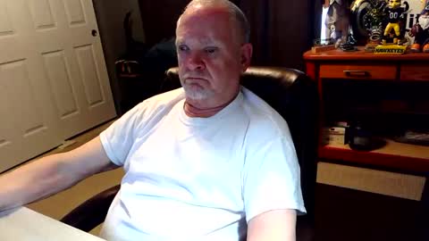 midwestdad09 online show from 04/07/26, 11:26