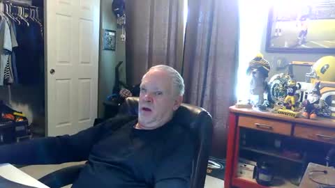 midwestdad09 online show from 05/09/26, 05:29