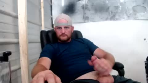 Snapshot of midwestdaddy7657 chatting on 07/27/26, 03:30 midwestdaddy7657 online show from 07/27/26, 03:30
