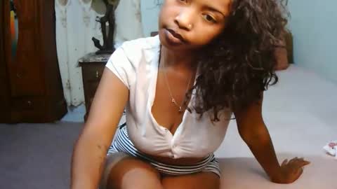 miel_07 online show from 04/20/26, 12:30