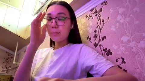 Snapshot of migdaliafenlon chatting on 09/28/25, 09:25 Nova online show from 09/28/25, 09:25