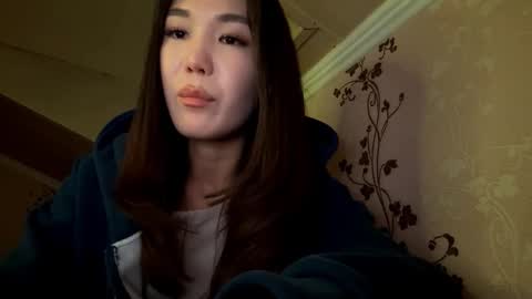 Snapshot of migdaliafenlon chatting on 10/10/25, 03:33 Nova online show from 10/10/25, 03:33