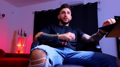 MightyAaron online show from 10/14/25, 03:40