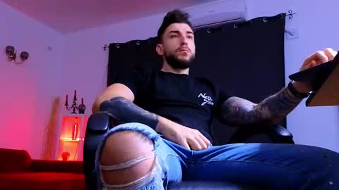 MightyAaron online show from 01/12/26, 05:23