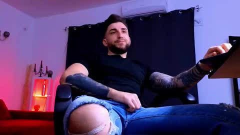 MightyAaron online show from 02/05/26, 04:39