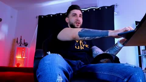 MightyAaron online show from 04/29/26, 05:00