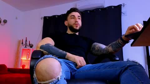 MightyAaron online show from 05/01/26, 02:49
