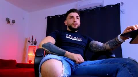 MightyAaron online show from 05/09/26, 03:45