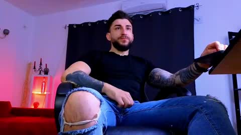 MightyAaron online show from 05/17/26, 03:37