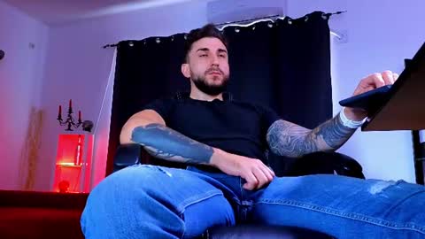 MightyAaron online show from 07/25/26, 08:56