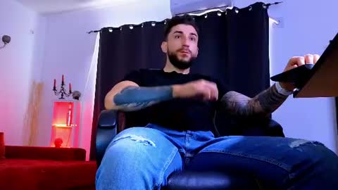 MightyAaron online show from 07/26/26, 04:53