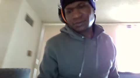 Snapshot of mightymandingo chatting on 04/25/26, 12:08 Mightymandingo online show from 04/25/26, 12:08