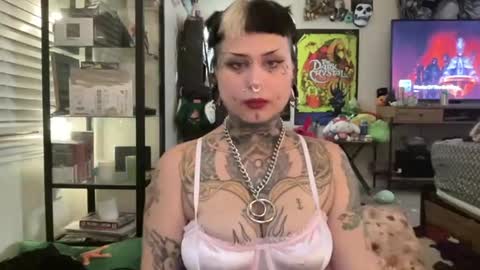 Medli online show from 05/22/26, 01:57
