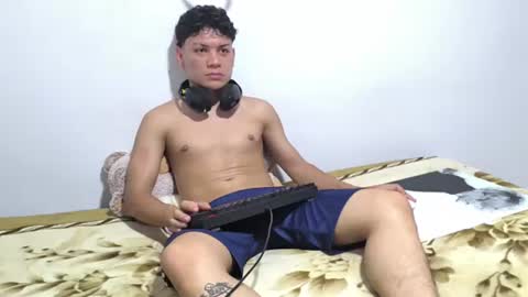 migthy_moon online show from 08/06/26, 06:54