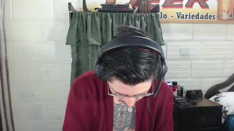 Miguel  Independent Model  online show from 04/28/26, 11:59