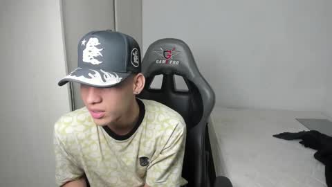 Miguel Hernandez online show from 12/05/25, 12:30