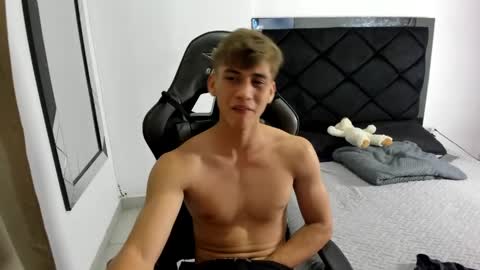 Miguel Hernandez online show from 04/02/26, 12:30