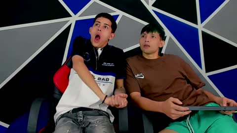 Snapshot of migueyalejo_sweetsex chatting on 01/10/25, 07:32 migueyalejo sweetsex online show from 01/10/25, 07:32