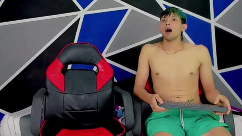 Snapshot of migueyalejo_sweetsex chatting on 01/30/25, 08:32 migueyalejo sweetsex online show from 01/30/25, 08:32