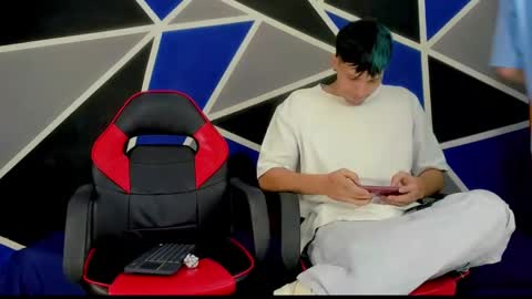 Snapshot of migueyalejo_sweetsex chatting on 02/15/25, 03:42 migueyalejo sweetsex online show from 02/15/25, 03:42