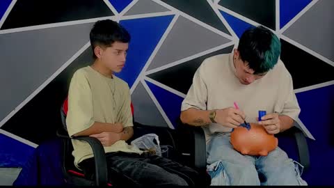 Snapshot of migueyalejo_sweetsex chatting on 02/21/25, 02:28 migueyalejo sweetsex online show from 02/21/25, 02:28