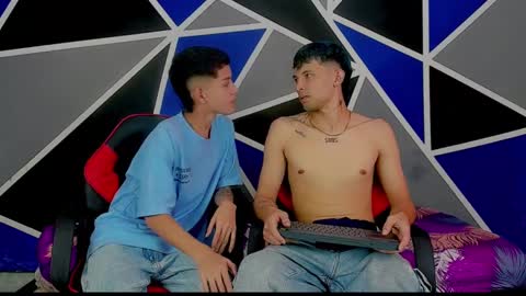 Snapshot of migueyalejo_sweetsex chatting on 02/26/25, 02:59 migueyalejo sweetsex online show from 02/26/25, 02:59