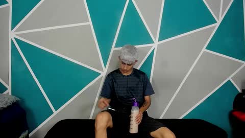 Snapshot of migueyalejo_sweetsex chatting on 10/22/25, 02:56 migueyalejo sweetsex online show from 10/22/25, 02:56