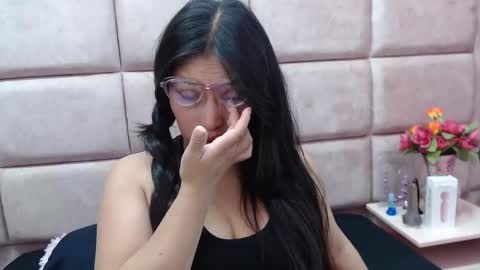 Snapshot of miha_smith chatting on 01/11/25, 02:52 Miha online show from 01/11/25, 02:52