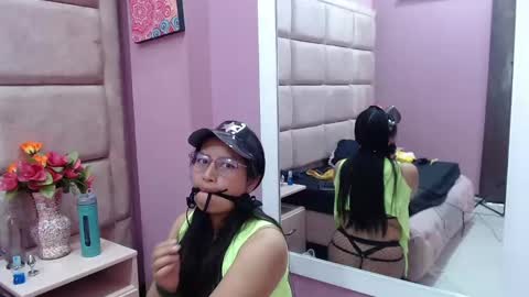 Snapshot of miha_smith chatting on 01/12/25, 09:51 Miha online show from 01/12/25, 09:51