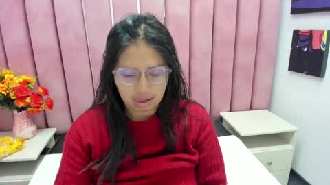 Snapshot of miha_smith chatting on 10/11/25, 03:39 Miha online show from 10/11/25, 03:39