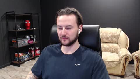 Misha Winchester online show from 02/18/25, 10:03