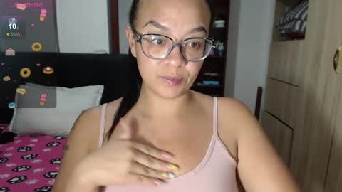 Snapshot of miia_big1boobs chatting on 02/16/25, 12:30  miia big1boobs online show from 02/16/25, 12:30
