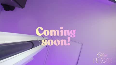 Mia online show from 03/22/26, 11:13