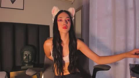 Snapshot of miia_bratz chatting on 09/26/25, 08:24 miia_bratz online show from 09/26/25, 08:24