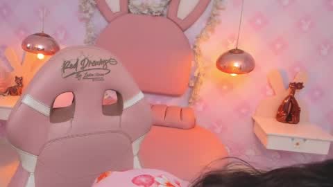 Mia Desire  online show from 04/16/26, 03:51