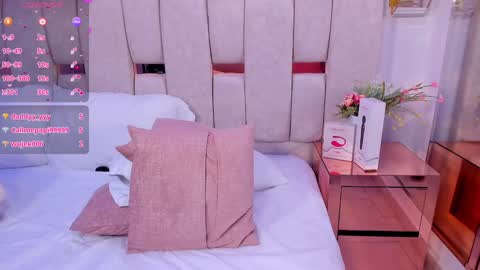 Miia Schwarz  online show from 01/29/25, 01:58