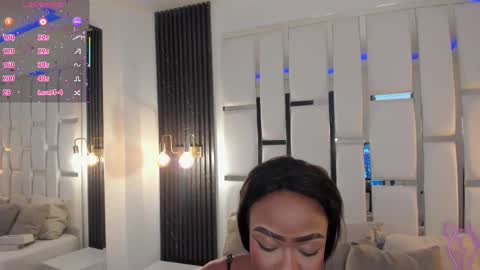 Miia Schwarz  online show from 10/12/25, 09:14