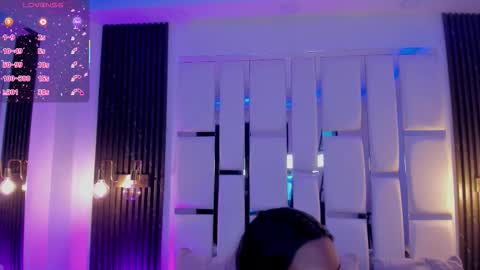 Miia Schwarz  online show from 12/01/25, 11:10