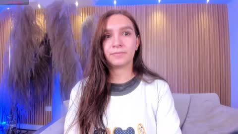 Miia 3 online show from 12/20/24, 11:21