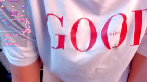 Miia 3 online show from 02/14/25, 03:15