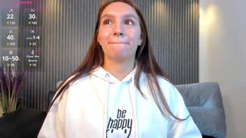 Miia 3 online show from 03/03/25, 12:27