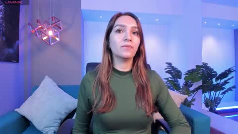 Miia 3 online show from 11/27/25, 11:34