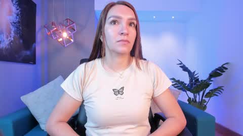 Miia 3 online show from 03/18/26, 11:35