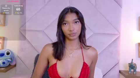 Snapshot of miiaa_spencer chatting on 07/07/26, 10:52 Miia online show from 07/07/26, 10:52