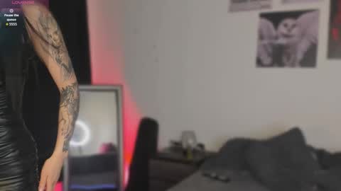  miiaa stone  online show from 12/18/25, 02:39