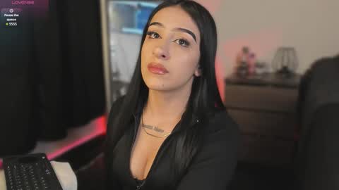  miiaa stone  online show from 02/07/26, 02:04